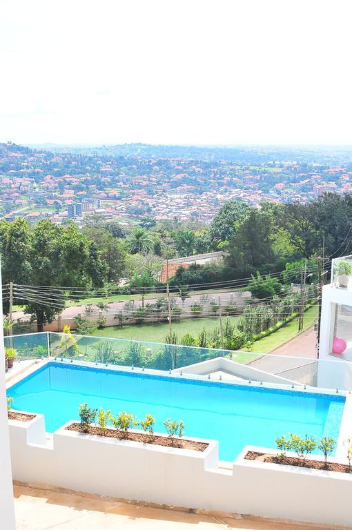 The Seventeen Apartment Hotel Kampala Luaran gambar