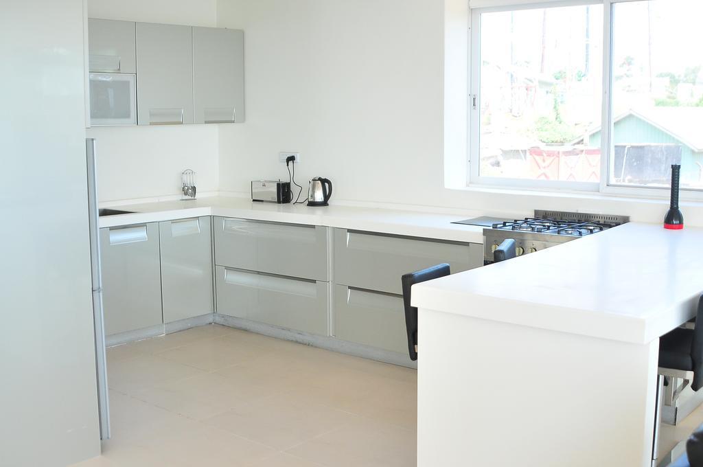 The Seventeen Apartment Hotel Kampala Bilik gambar